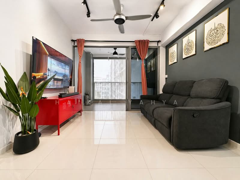 530A Pasir Ris Drive 1, 530A Pasir Ris Drive 1, 3 Bedrooms, 926 sqft, HDB Flat For Sale, by Haikal Yahya, 500121289 - Living Room - PropertyGuru.com.sg