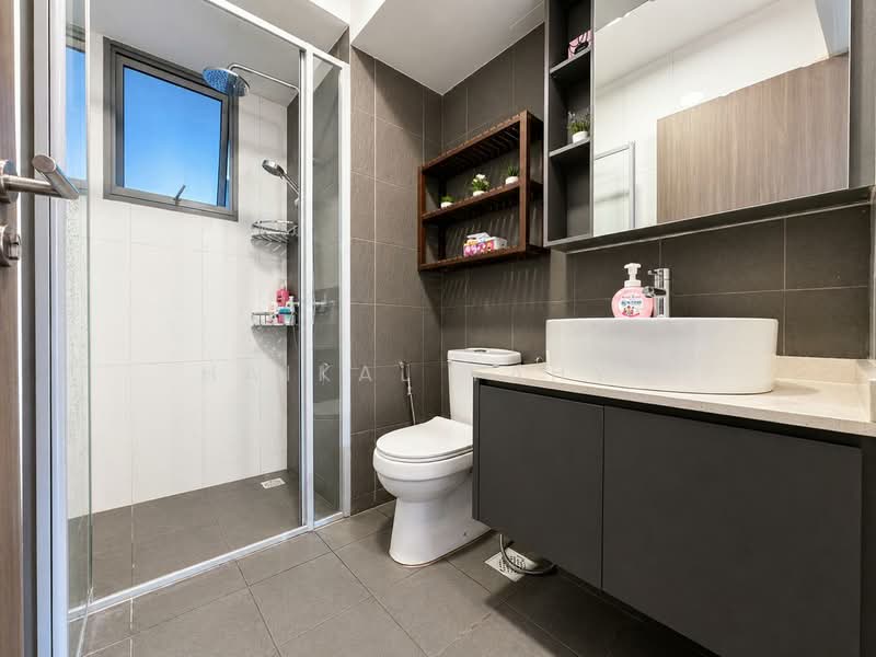 530A Pasir Ris Drive 1, 530A Pasir Ris Drive 1, 3 Bedrooms, 926 sqft, HDB Flat For Sale, by Haikal Yahya, 500121289 - Bathroom - PropertyGuru.com.sg