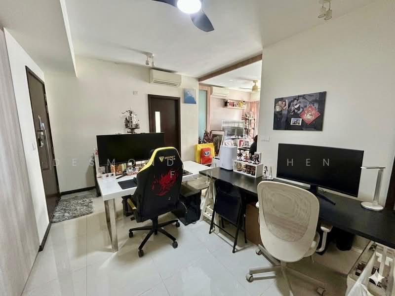 For Sale - Lake Life