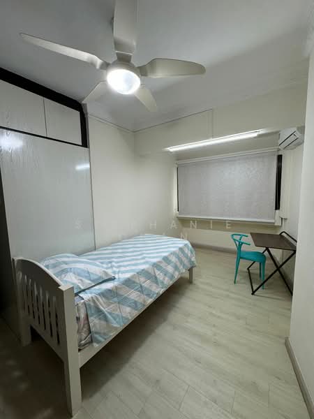 Pine Grove, 1P Pine Grove, Room Rental, 180 sqft, Condominium For Rent, by Stephanie Chan, 500121308 - Bedroom 5 - PropertyGuru.com.sg