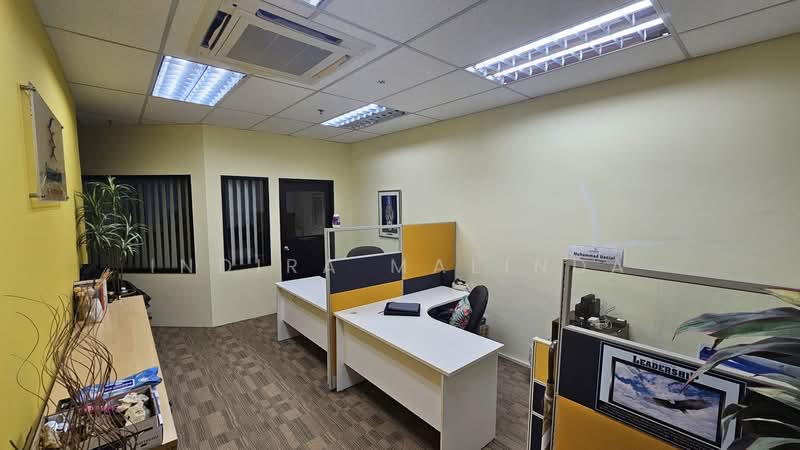 Zervex, 8 Ubi Road 2, 1,130 sqft, Light Industrial (B1) For Rent, by Indira Malinda, 500121312 - Interior - CommercialGuru.com.sg