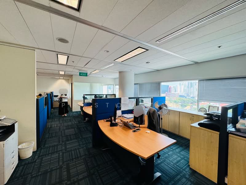 Gateway East, 152 Beach Road, 1,942 sqft, Office For Rent, by Preston Tan, 500121317 - Interior - CommercialGuru.com.sg