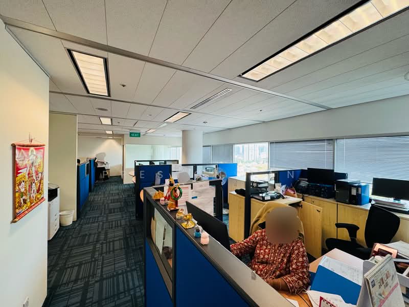 Gateway East, 152 Beach Road, 1,942 sqft, Office For Rent, by Preston Tan, 500121317 - Interior - CommercialGuru.com.sg