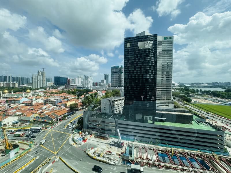 Gateway East, 152 Beach Road, 1,942 sqft, Office For Rent, by Preston Tan, 500121317 - Exterior - CommercialGuru.com.sg