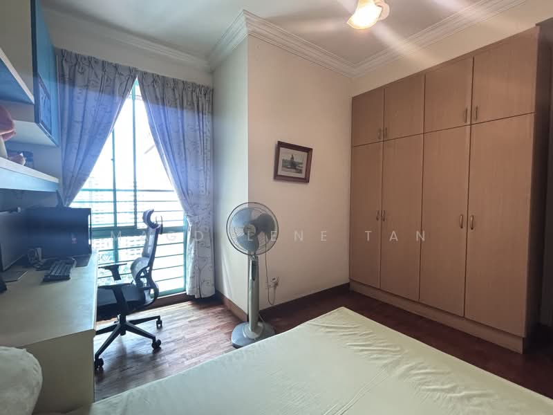 Hazel Park Condo, 25 Hazel Park Condo, 3 Bedrooms, 1,335 sqft, Condominium For Sale, by Magdalene Tan, 500121320 - Bedroom - PropertyGuru.com.sg