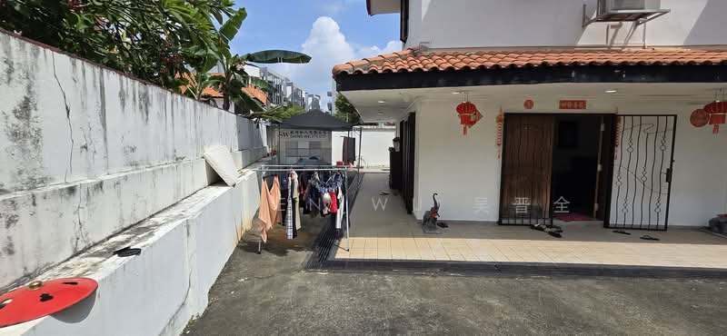 3 Story FH Corner Terrace, 5 Min walk to Kovan MRT. 1% Comm to Cobroke., Simon Walk, 4 Bedrooms, 4,300 sqft, Corner Terrace For Sale, by Warren Wu 吴晋全, 500121321 - PropertyGuru.com.sg