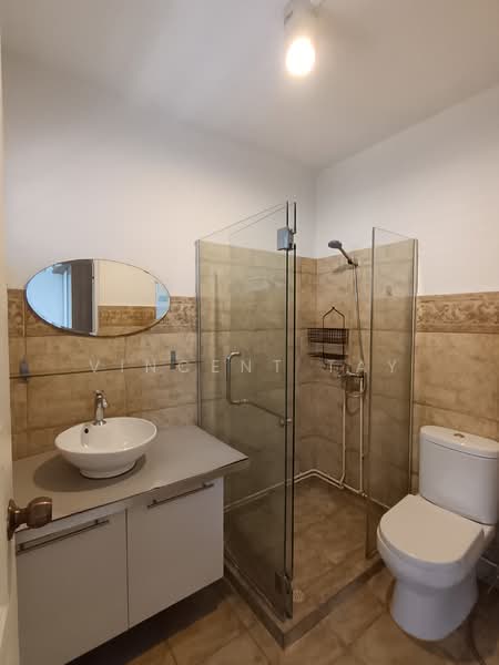 422 Fajar Road, 422 Fajar Road, Room Rental, 150 sqft, HDB Flat For Rent, by Vincent Tay, 500121327 - Bathroom - PropertyGuru.com.sg