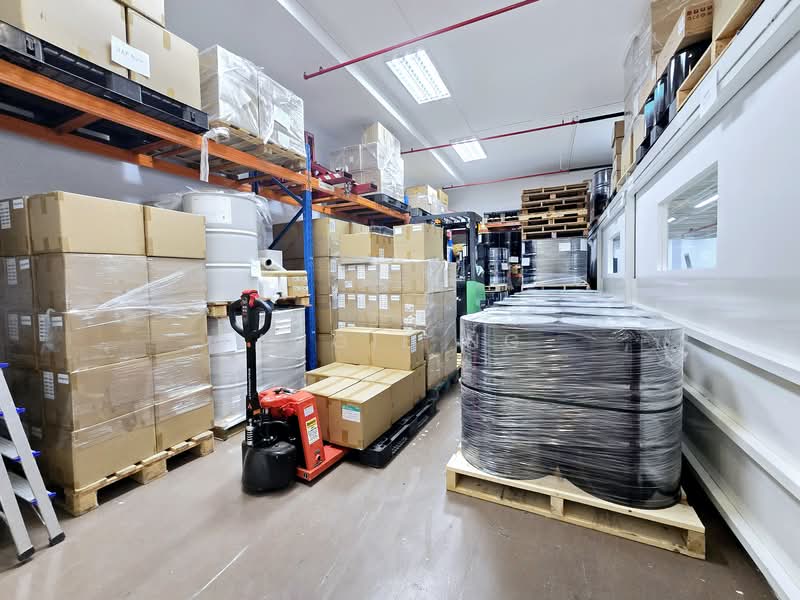 Quartz Industrial Building, 5 Upper Aljunied Link, 2,314 sqft, Light Industrial (B1) For Sale, by Angie Ng, 500121333 - Interior - CommercialGuru.com.sg