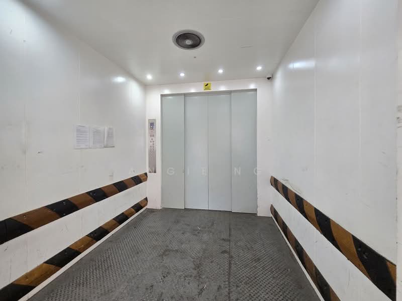 Quartz Industrial Building, 5 Upper Aljunied Link, 2,314 sqft, Light Industrial (B1) For Sale, by Angie Ng, 500121333 - Corridor - CommercialGuru.com.sg