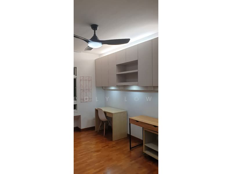 637B Punggol Drive, 637B Punggol Drive, 3 Bedrooms, 968 sqft, HDB Flat For Rent, by Poly Low, 500121336 - Common bedroom - PropertyGuru.com.sg
