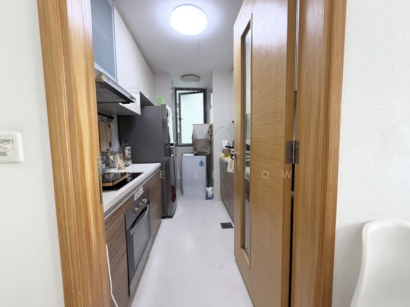 Celestia, 160 Joo Chiat Terrace, 2 Bedrooms, 872 sqft, Apartment For Rent, by Giselle Low, 500121340 - Kitchen - PropertyGuru.com.sg