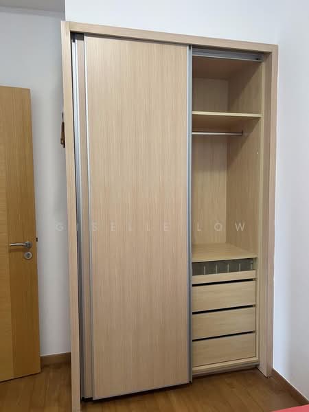 Celestia, 160 Joo Chiat Terrace, 2 Bedrooms, 872 sqft, Apartment For Rent, by Giselle Low, 500121340 - Common bedroom - PropertyGuru.com.sg