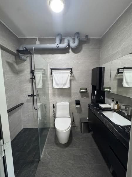 290 Bishan Street 24, 290 Bishan Street 24, 4 Bedrooms, 1,324 sqft, HDB Flat For Sale, by Wendy Chua, 500121341 - Bathroom - PropertyGuru.com.sg