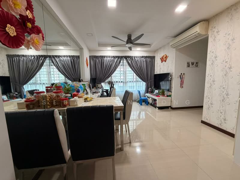 508A Yishun Avenue 4, 508A Yishun Avenue 4, 2 Bedrooms, 732 sqft, HDB Flat For Sale, by Sebastian Wong, 500121342 - Living Room - PropertyGuru.com.sg