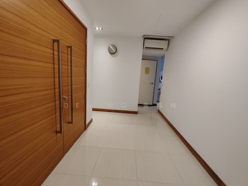 Woodhaven, 71 Woodgrove Avenue, 4 Bedrooms, 3,358 sqft, Condominium For Sale, by Den Ng 黄炜炜, 500121344 - Entrance - PropertyGuru.com.sg