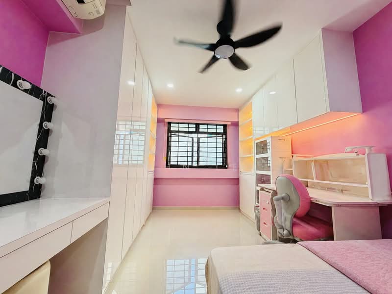 274B Jurong West Street 25, 274B Jurong West Street 25, 4 Bedrooms, 1,356 sqft, HDB Flat For Sale, by John Lee, 500121350 - Bedroom - PropertyGuru.com.sg