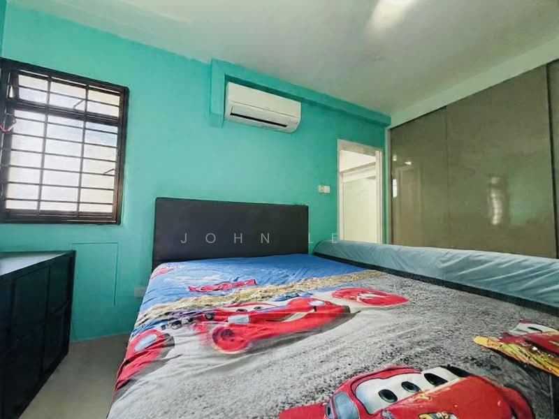 274B Jurong West Street 25, 274B Jurong West Street 25, 4 Bedrooms, 1,356 sqft, HDB Flat For Sale, by John Lee, 500121350 - Bedroom - PropertyGuru.com.sg