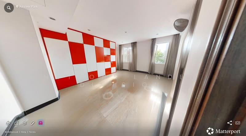 Very spacious 3.5 Storey with Basement Semi-D near Beautyworld transformation, , 10+ Bedrooms, 7,660 sqft, Semi-Detached House For Sale, by Huttons Landed Division, 500121360 - Interior - PropertyGuru.com.sg