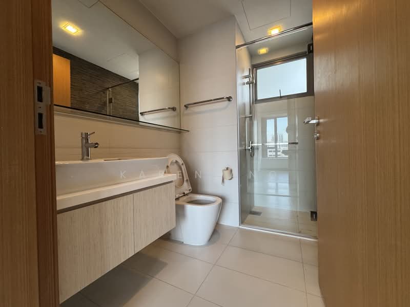 Vista Residences, 28 Jalan Datoh, 3 Bedrooms, 1,173 sqft, Condominium For Rent, by Karen Ang, 500121366 - Bathroom - PropertyGuru.com.sg