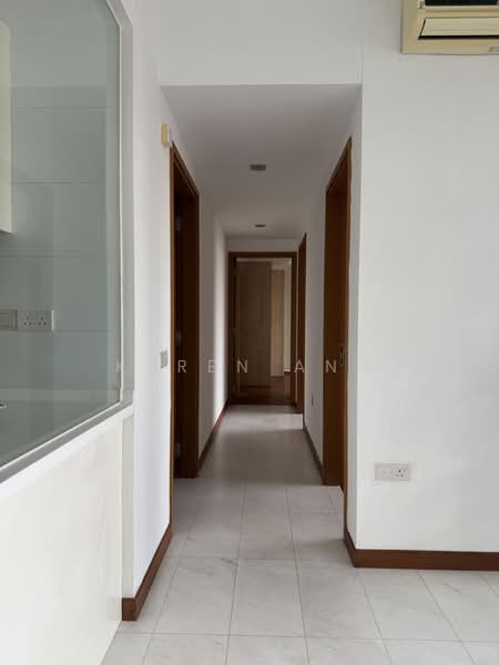 Vista Residences, 28 Jalan Datoh, 3 Bedrooms, 1,173 sqft, Condominium For Rent, by Karen Ang, 500121366 - Corridor - PropertyGuru.com.sg