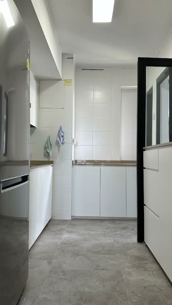 93 Dawson Road, 93 Dawson Road, 2 Bedrooms, 700 sqft, HDB Flat For Sale, by James Kuwe, 500121370 - Kitchen - PropertyGuru.com.sg