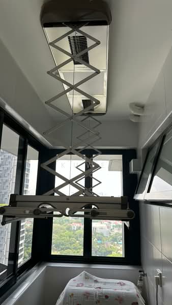 93 Dawson Road, 93 Dawson Road, 2 Bedrooms, 700 sqft, HDB Flat For Sale, by James Kuwe, 500121370 - Balcony - PropertyGuru.com.sg