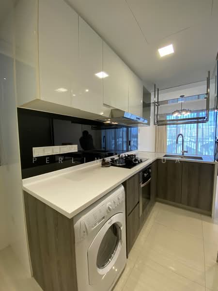 Woodhaven, 71 Woodgrove Avenue, 3 Bedrooms, 1,173 sqft, Condominium For Sale, by Perline Chua, 500121371 - Kitchen - PropertyGuru.com.sg