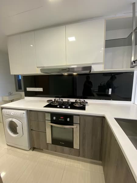 Woodhaven, 71 Woodgrove Avenue, 3 Bedrooms, 1,173 sqft, Condominium For Sale, by Perline Chua, 500121371 - Kitchen - PropertyGuru.com.sg