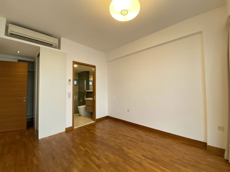 Woodhaven, 71 Woodgrove Avenue, 3 Bedrooms, 1,173 sqft, Condominium For Sale, by Perline Chua, 500121371 - Bedroom - PropertyGuru.com.sg