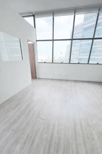CT Hub 2, 114 Lavender Street, 958 sqft, Light Industrial (B1) For Sale, by Brendon Kuay, 500121375 - Interior - CommercialGuru.com.sg