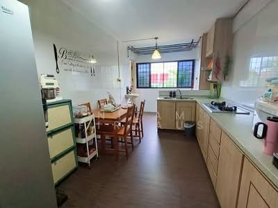 For Sale - 550 Ang Mo Kio Avenue 10