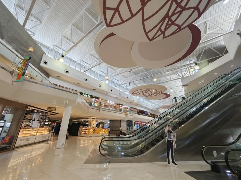 Thomson Plaza, 301 Upper Thomson Road, 670 sqft, Mall Shop For Sale, by Sheadon Chay, 500121422 - Interior - CommercialGuru.com.sg