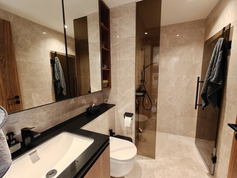 Coastline Residences, 7 Amber Road, 2 Bedrooms, 743 sqft, Condominium For Sale, by Aaron Lin, 500121423 - Bathroom - PropertyGuru.com.sg