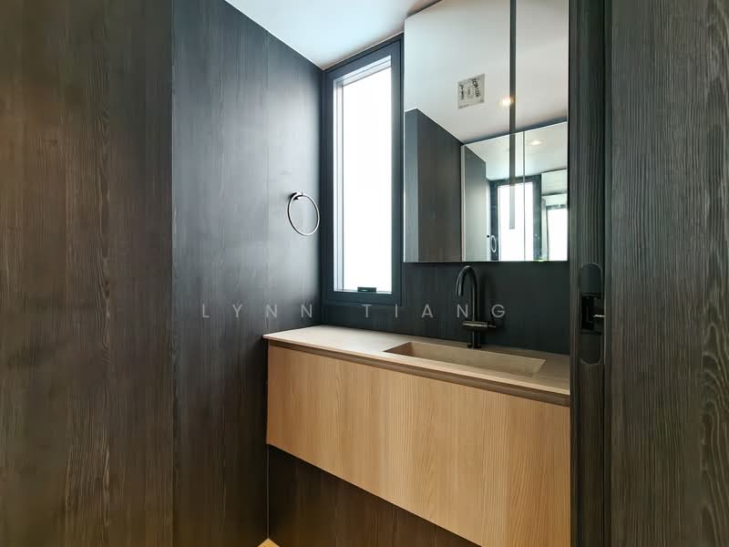 Brand New Corner Terrace 1km to Opera Estate Pri Sch w/ Pool & Lift, Jalan Bintang Tiga/ Siglap Drive/ Opera Estate, East Coast / Marine Parade, 5 Bedrooms, 4,600 sqft, Corner Terrace For Sale, by Lynn Tiang, 500121424 - Bathroom - PropertyGuru.com.sg