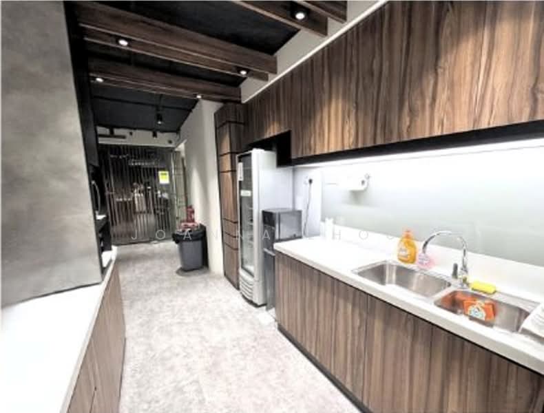 United Square, 101 Thomson Road, 9,537 sqft, Office For Rent, by Joanna Zhou, 500121430 - Kitchen - CommercialGuru.com.sg