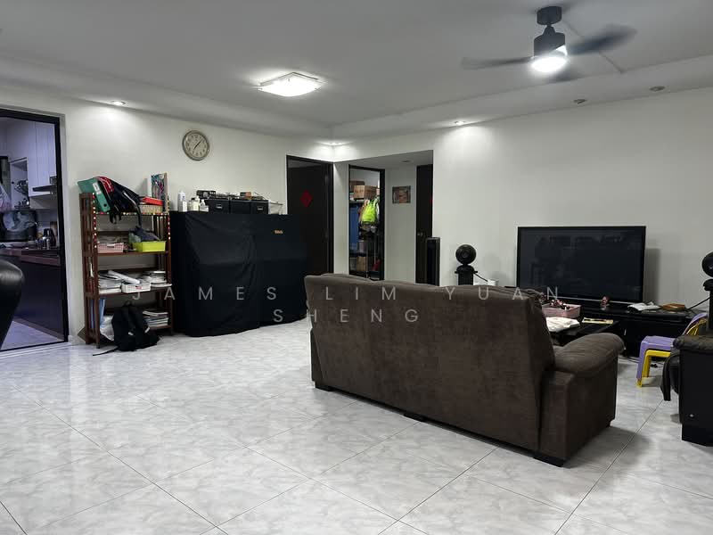 623 Bukit Batok Central, 623 Bukit Batok Central, 3 Bedrooms, 1,270 sqft, HDB Flat For Sale, by James Lim Yuan Sheng, 500121445 - Living Room - PropertyGuru.com.sg