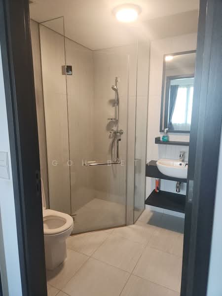 The Rise @ Oxley - Residences, 71 Oxley Rise, Room Rental, 400 sqft, Apartment For Rent, by Goh Betty, 500121483 - Bathroom - PropertyGuru.com.sg