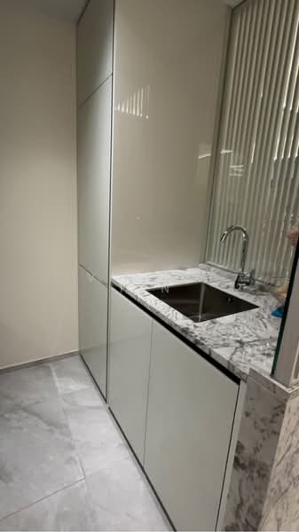 Tembusu Grand, 96 Jalan Tembusu, 2 Bedrooms, 743 sqft, Condominium For Sale, by Victor Tan, 500121500 - Kitchen - PropertyGuru.com.sg