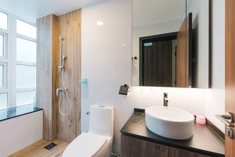 Palm Grove Regency, Palm Grove Avenue, 6 Bedrooms, 2,863 sqft, Cluster House For Sale, by Oscar Tsui, 500121505 - Bathroom - PropertyGuru.com.sg