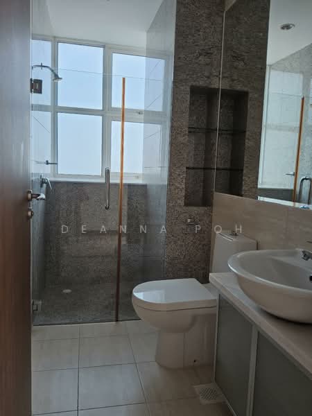 Sheares Ville, 9 Holt Road, 4 Bedrooms, 4,768 sqft, Condominium For Sale, by Deanna Poh, 500121510 - Bathroom - PropertyGuru.com.sg