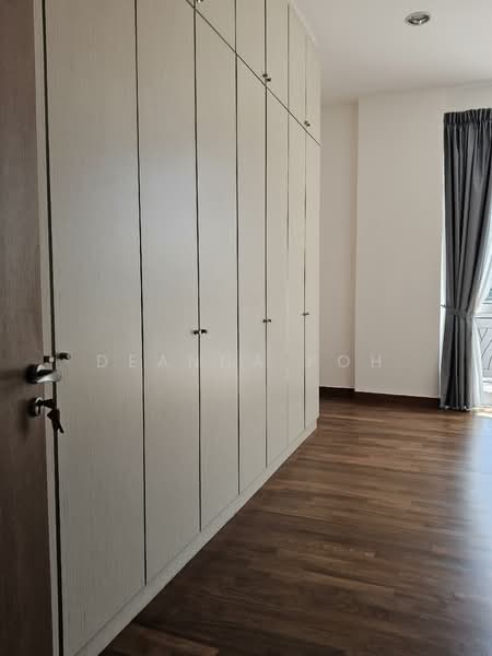 Sheares Ville, 9 Holt Road, 4 Bedrooms, 4,768 sqft, Condominium For Sale, by Deanna Poh, 500121510 - Interior - PropertyGuru.com.sg