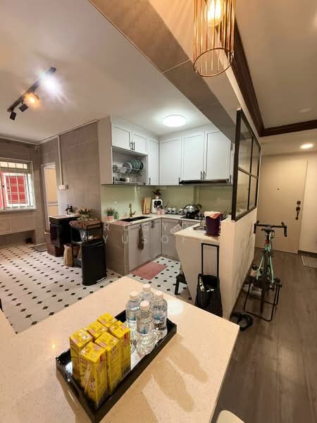 582 Pasir Ris Street 53, 582 Pasir Ris Street 53, 3 Bedrooms, 1,593 sqft, HDB Flat For Sale, by Rusydi Yusoff, 500121533 - Kitchen - PropertyGuru.com.sg