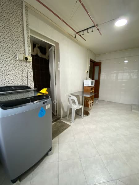 For Rent - 204 Clementi Avenue 6