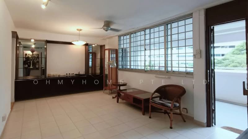 333 Serangoon Avenue 3, 333 Serangoon Avenue 3, 3 Bedrooms, 904 sqft, HDB Flat For Sale, by OHMYHOME PTE LTD, 500121545 - Living Room - PropertyGuru.com.sg