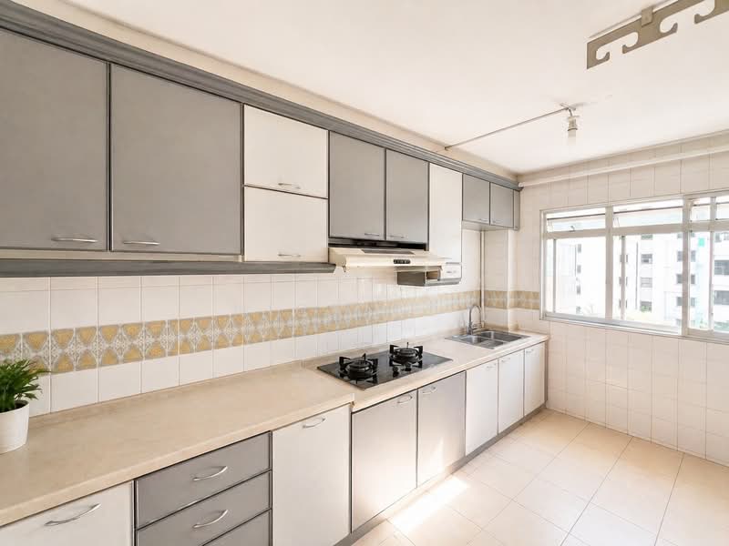 831 Jurong West Street 81, 831 Jurong West Street 81, 4 Bedrooms, 1,571 sqft, HDB Flat For Sale, by Nick Toh, 500121554 - Kitchen - PropertyGuru.com.sg