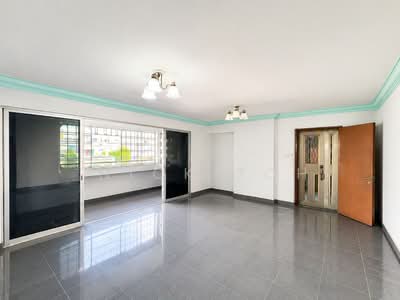 For Sale - 831 Jurong West Street 81