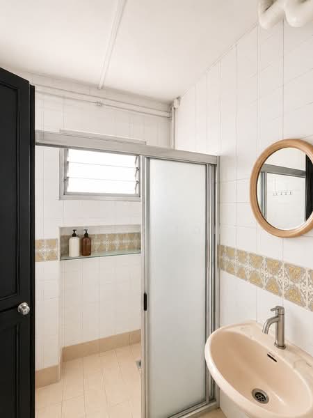 831 Jurong West Street 81, 831 Jurong West Street 81, 4 Bedrooms, 1,571 sqft, HDB Flat For Sale, by Nick Toh, 500121554 - Bathroom - PropertyGuru.com.sg