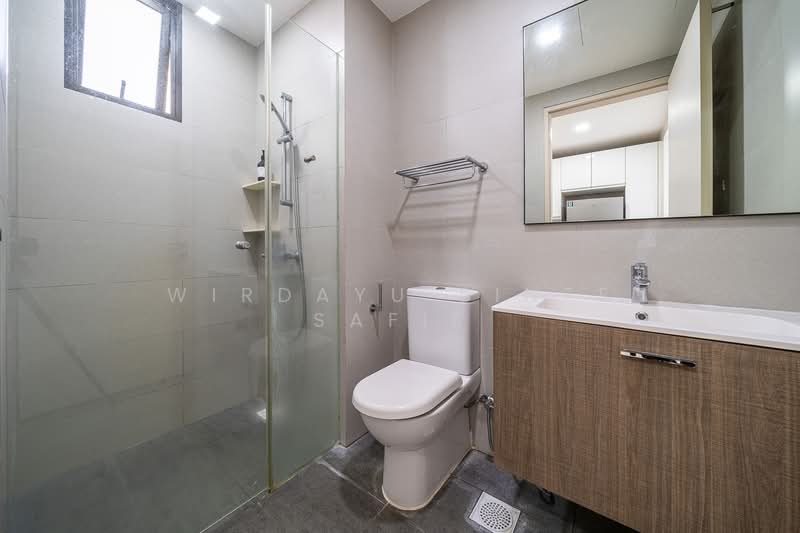 The Amore, 53 Edgedale Plains, 2 Bedrooms, 700 sqft, Executive Condominium For Sale, by Wirdayu Binte Safie, 500121556 - Bathroom - PropertyGuru.com.sg