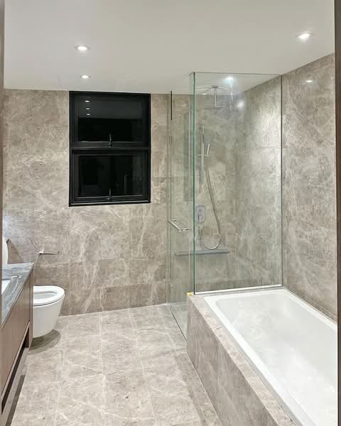 Kopar At Newton, 8 Makeway Avenue, 4 Bedrooms, 1,604 sqft, Condominium For Sale, by Kayla Wong, 500121562 - Bathroom - PropertyGuru.com.sg