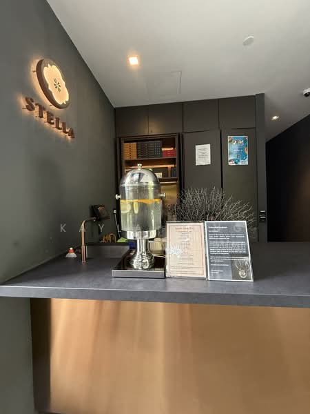 Free flow coffee tea and drinks!